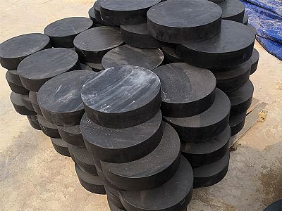 霍城县板式橡胶支座由若干层橡胶片与薄钢板经加压硫化